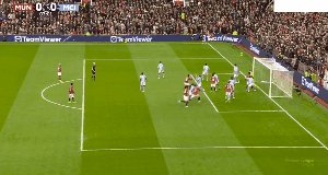 开云线上入口-【英超】姆伯莫、多尔古破门 曼联2比0曼城